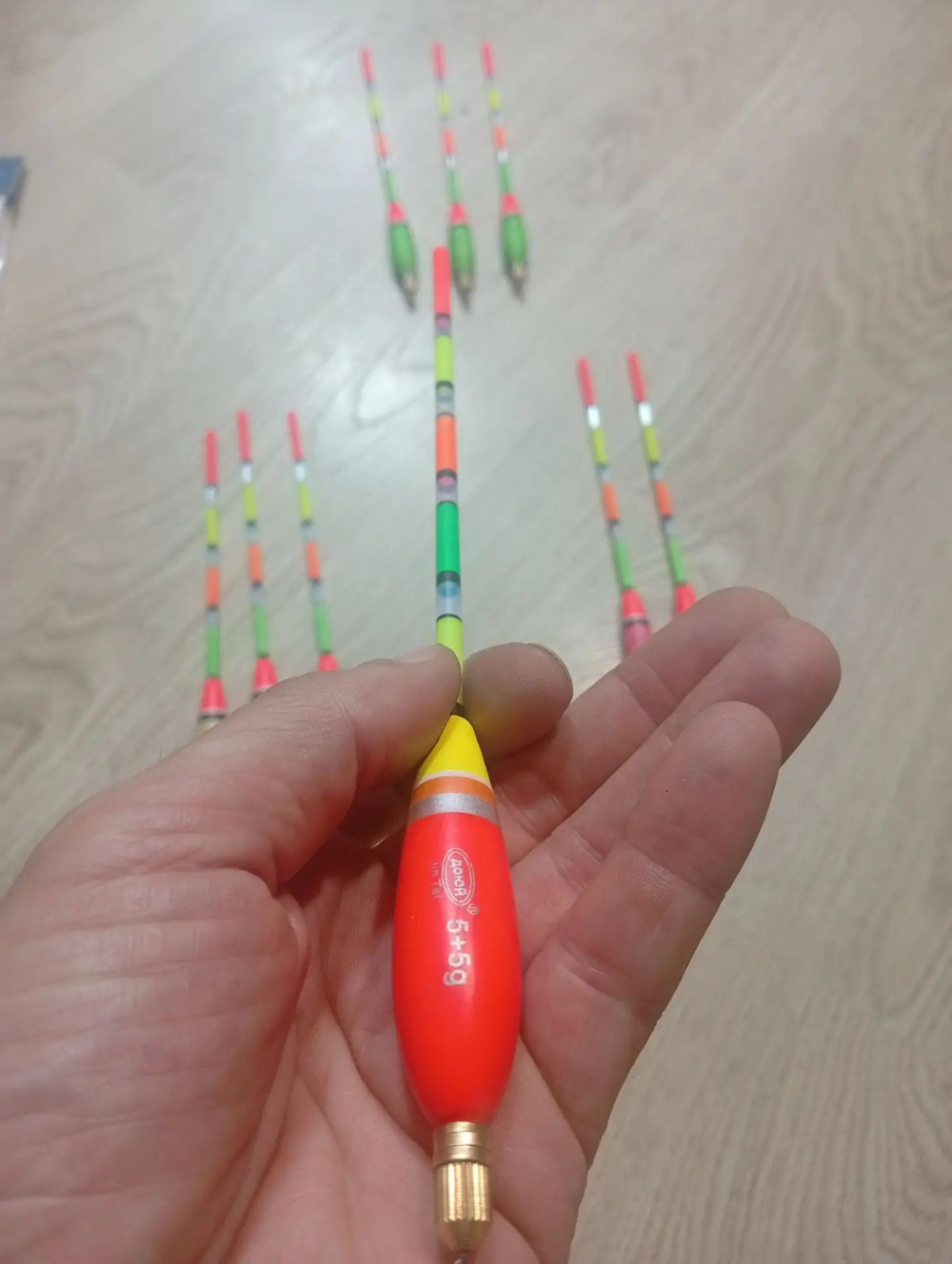 Поплавок для рыбалки огруженный 5+5 kr