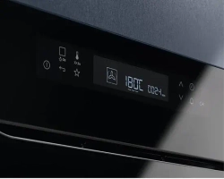 Встраиваемый электрический духовой шкаф Electrolux EOB7S31Z