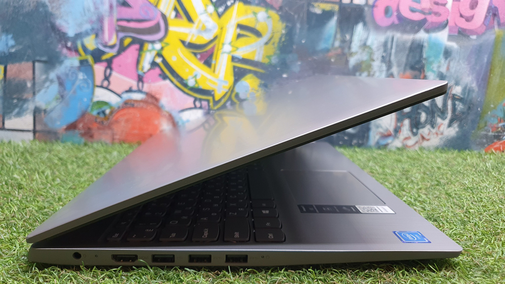 Ноутбук Lenovo Celeron/8Gb/IdeaPad 3 15IGL05 81WQ001KRU/Windows 10