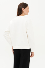 23437 Свитшот женский (молочный)