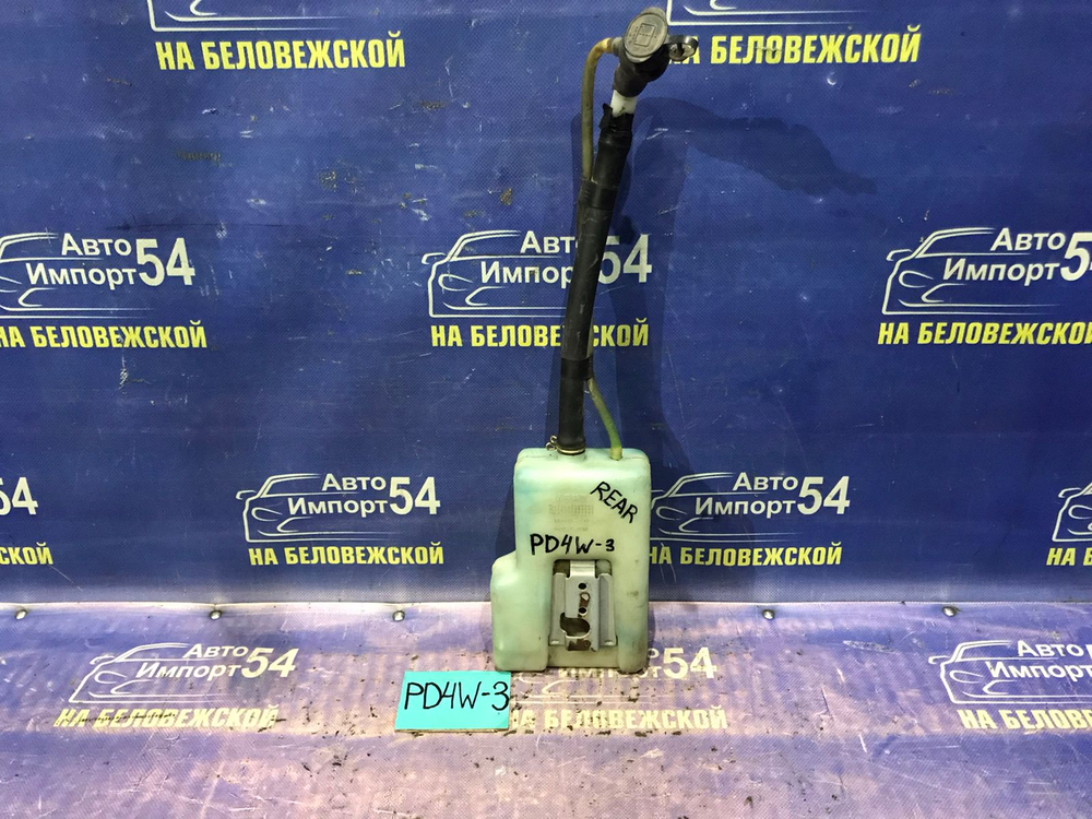 Бачок омывателя MITSUBISHI DELICA 1994-1997