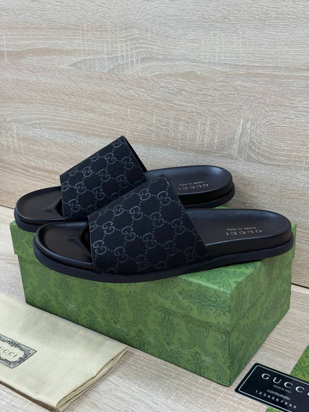 Шлепанцы Gucci