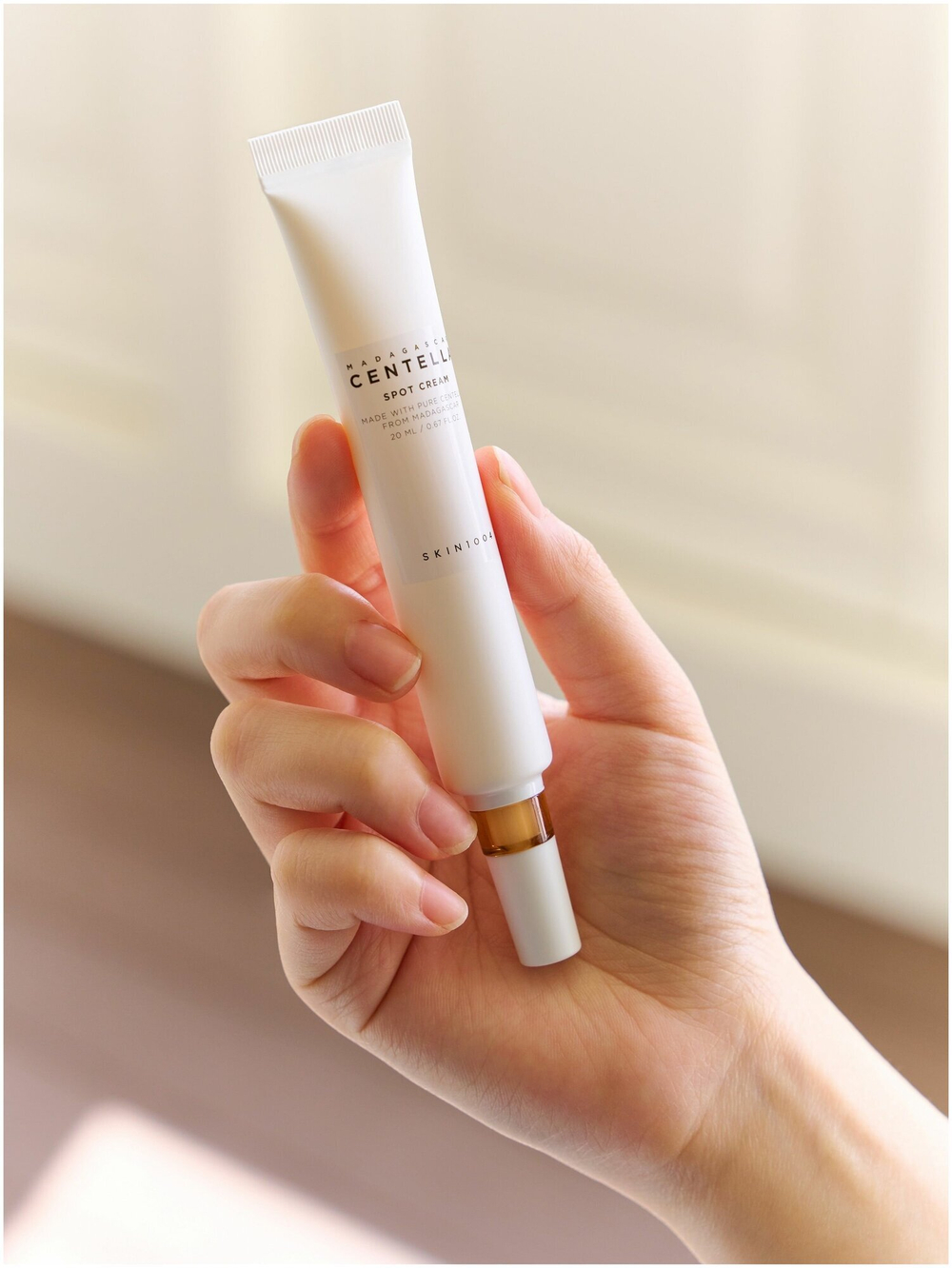 Skin1004 Madagascar Centella Spot Cream - Точечный крем с центеллой для проблемных зон 20мл.
