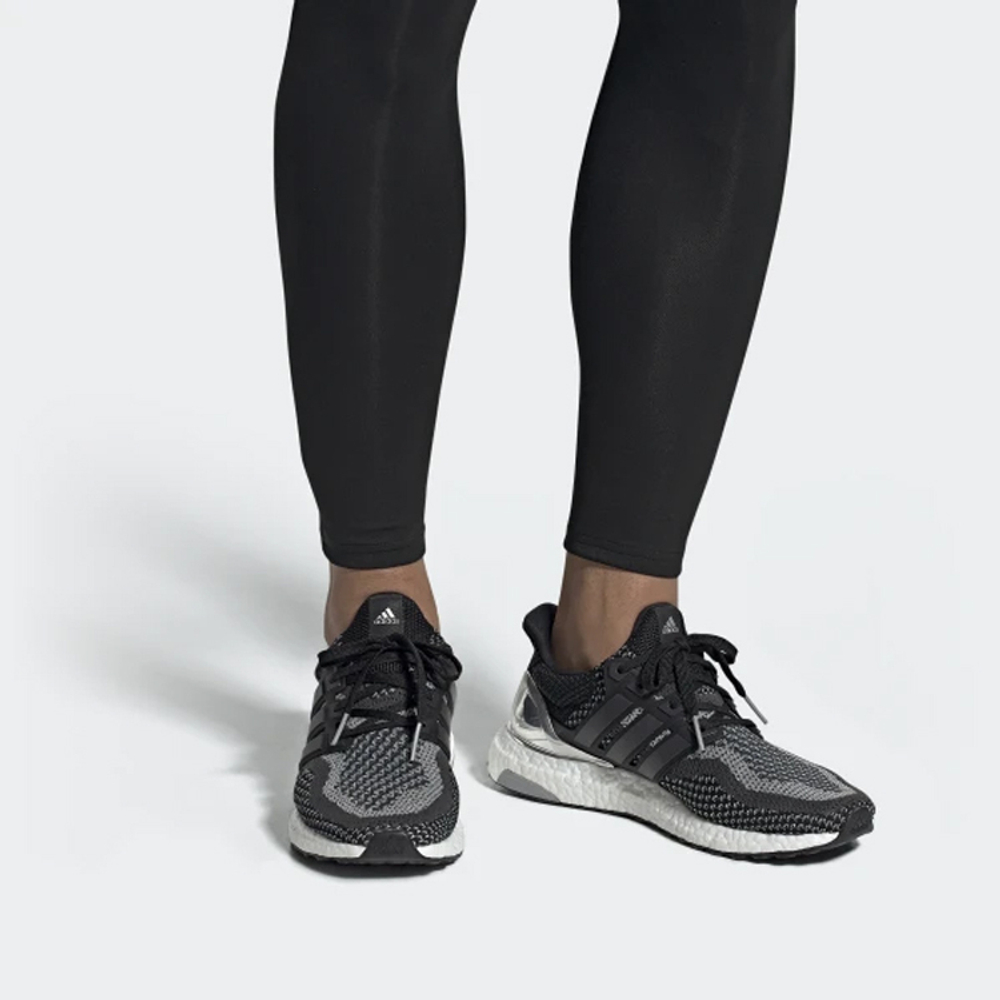 Кроссовки Adidas Ultraboost 1.0 Silver Medal