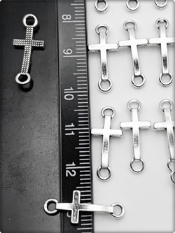 Коннекторы "Кресты" для создания украшений.