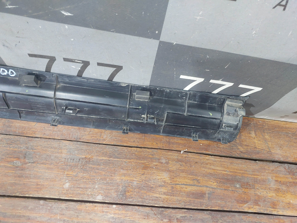 Накладка заднего бампера Tank 500 21-нв Б/У Оригинал 2804120XKV3AA