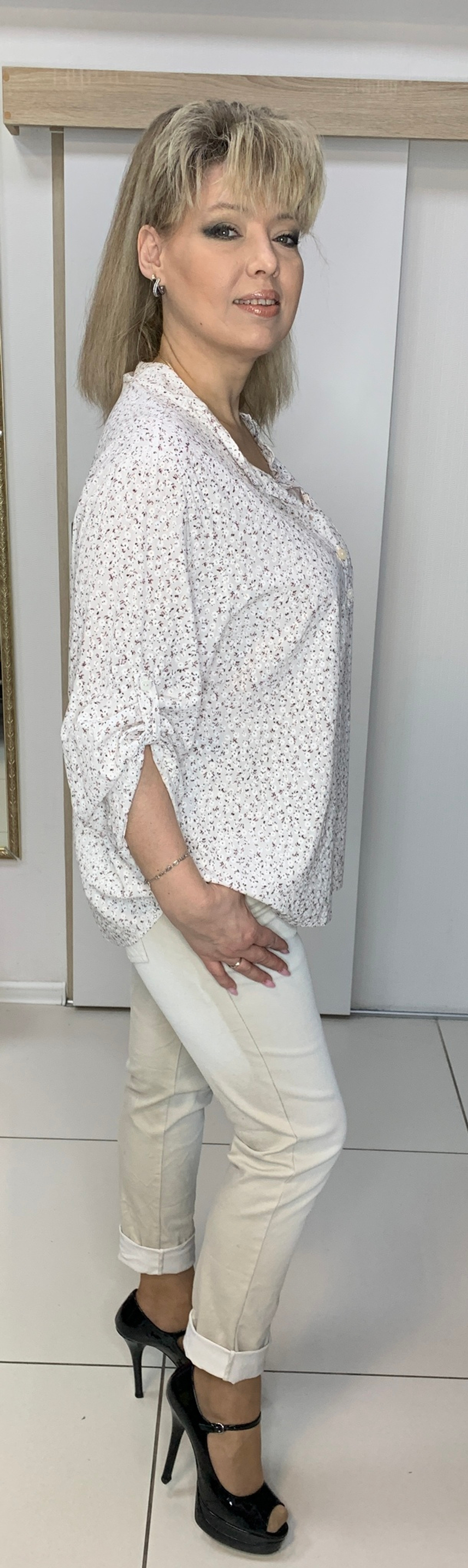 Светлый блузон-рубашка