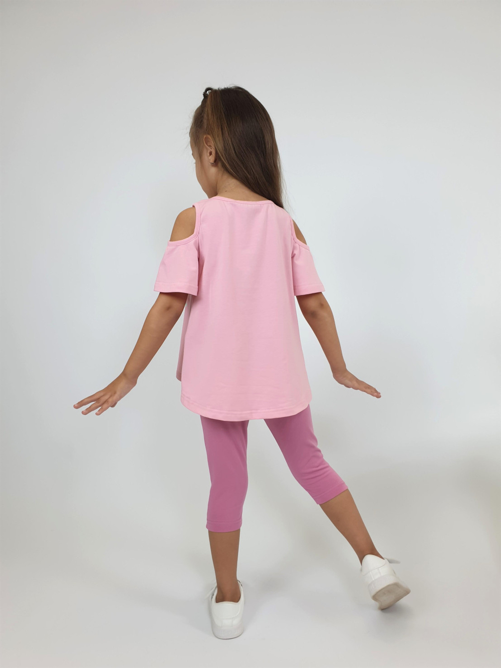 02-124-2 Комплект для девочки (футболка+ лосины)