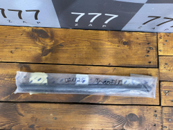 Уплотнитель стекла двери Transit Connect 02-13 Новый Оригинал 5042323