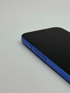iPhone 16 256gb Ultramarine