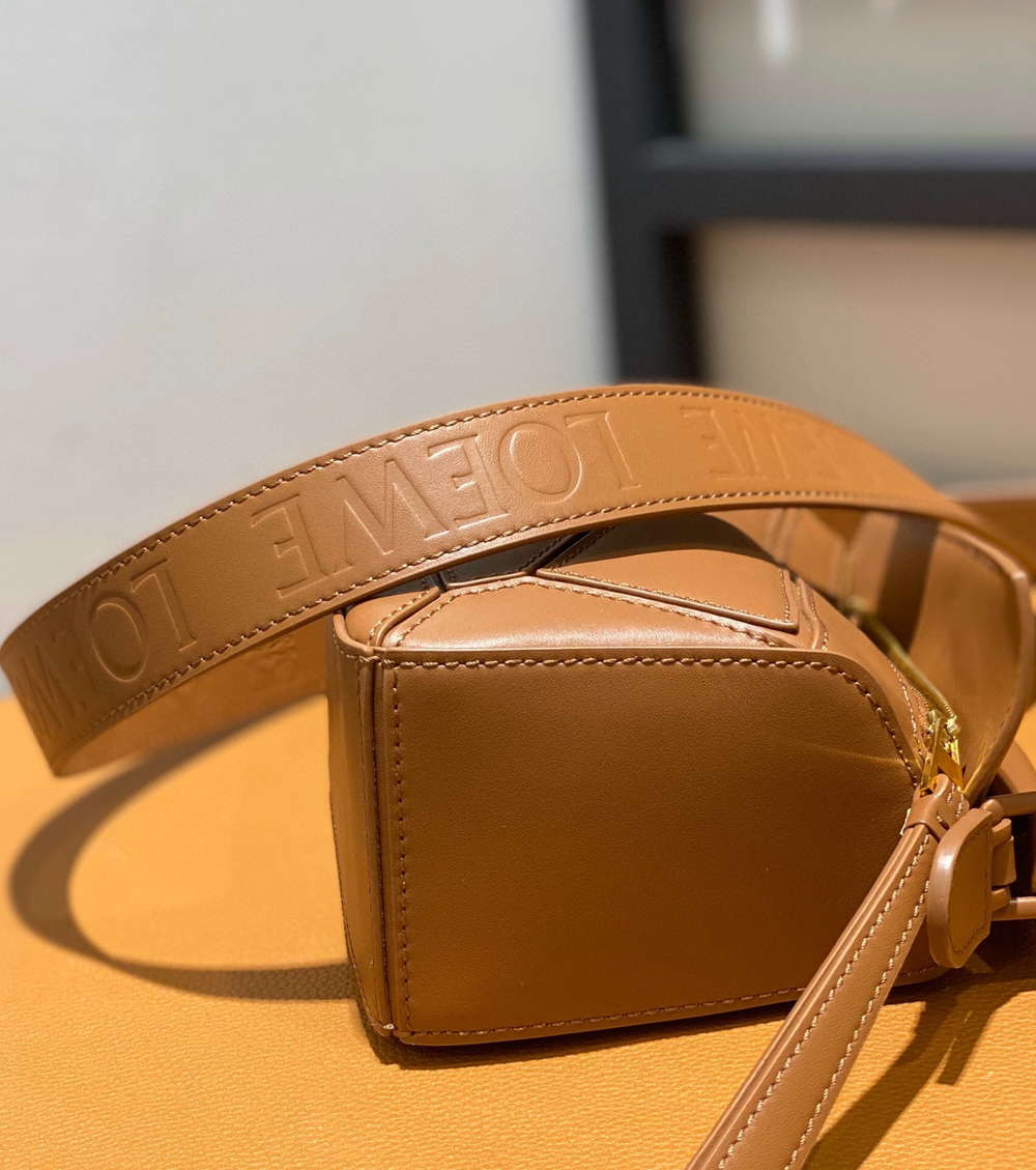 Loewe Puzzle 18 cm