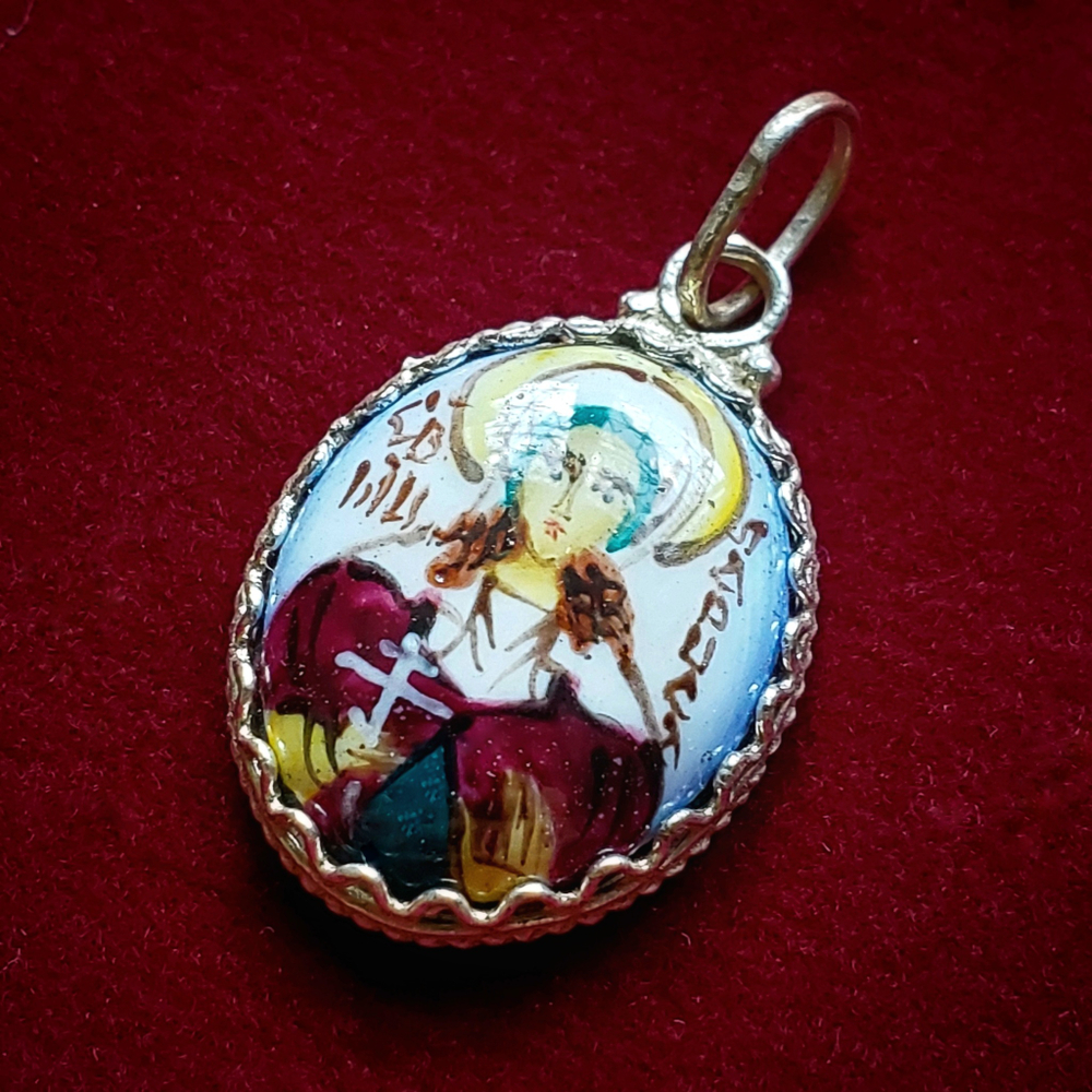 Икона с финифтью святая Лариса кулон ручная роспись