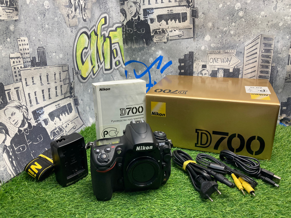 Nikon D700 2.200 кадров