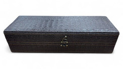 Подарочный кожаный кейс для ножа.