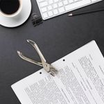 Дырокол металлический на 1 отверстие BRAUBERG "HL-1", до 6 листов, 226867