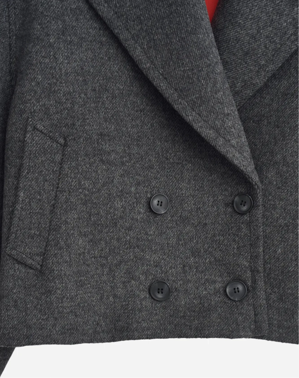 Полупальто с акцентной подкладкой