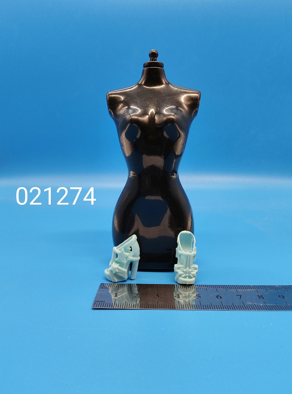 Обувь для куклы Барби 021274