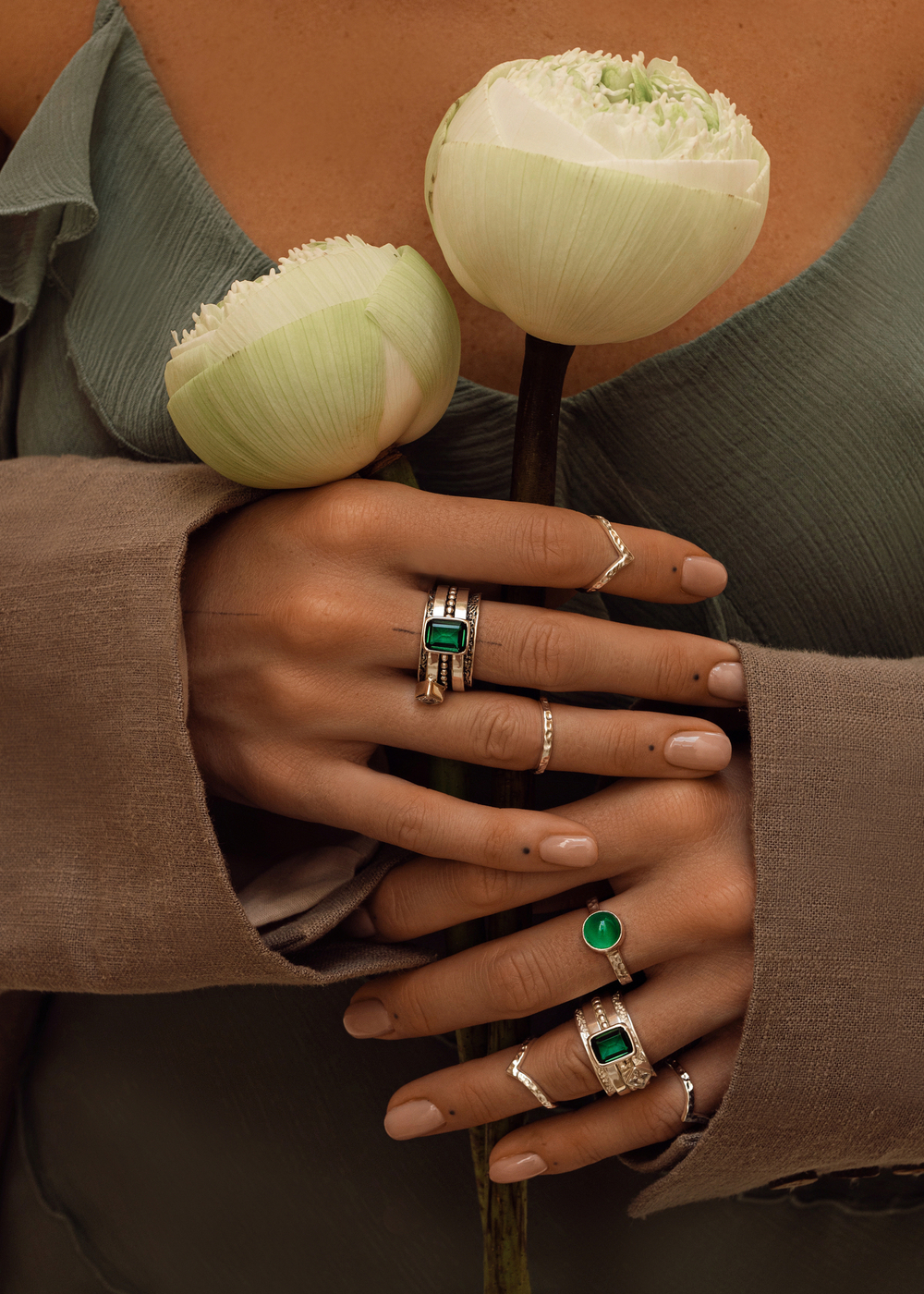 Кольцо «Мозаик» раф прямоугольный с зеленым турмалином и ромбом белый циркон