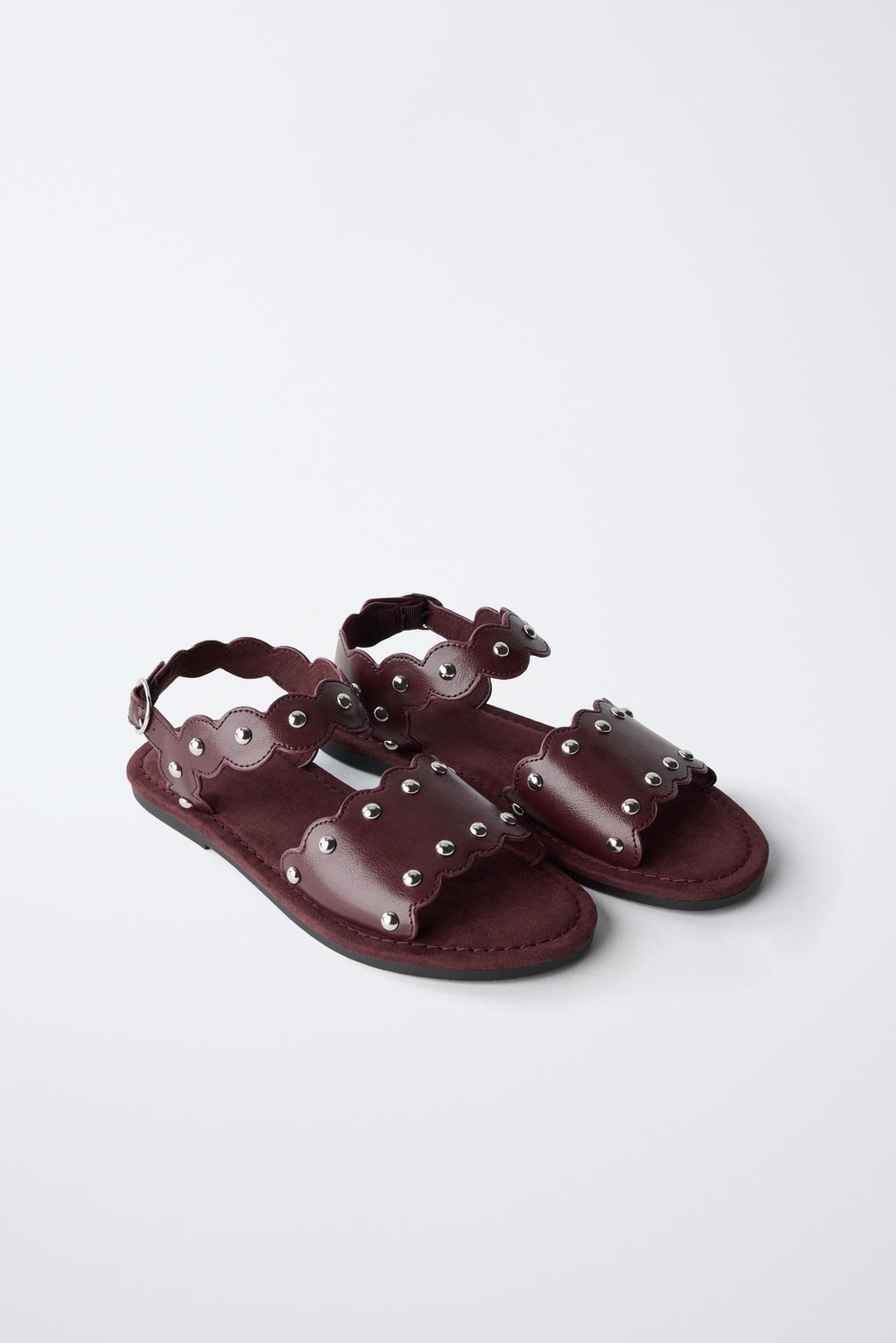 ZARA САНДАЛИИ С ЗАКЛЕПКАМИ, ГРАНАТОВЫЙ