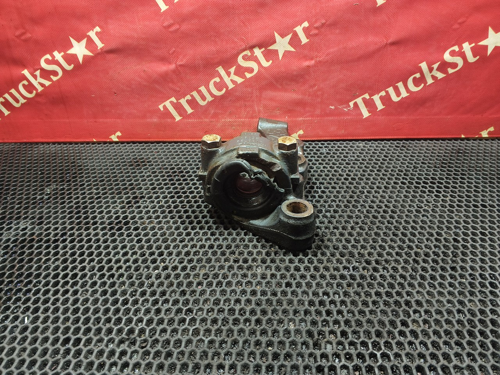 Кронштейн амортизатора нижний левый 2019г