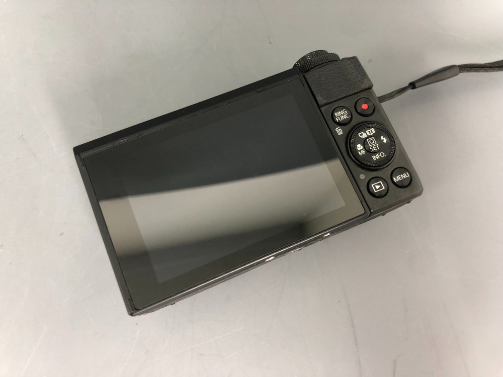 Canon PowerShot G7X Mark II