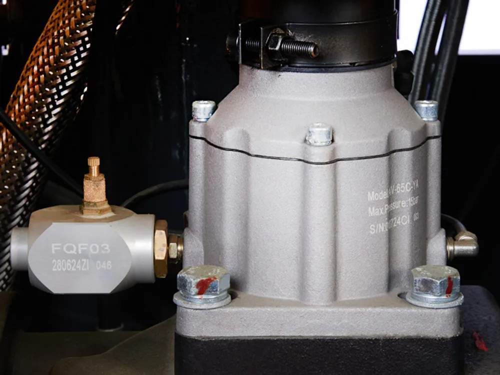 Дизельный винтовой компрессор SDX 210S-8 на раме