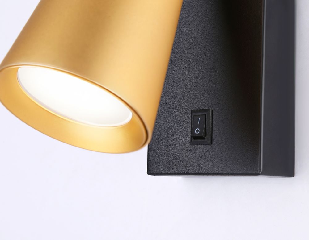 Ambrella Настенный светильник с выключателем и сменной лампой GU10 Move TA13142