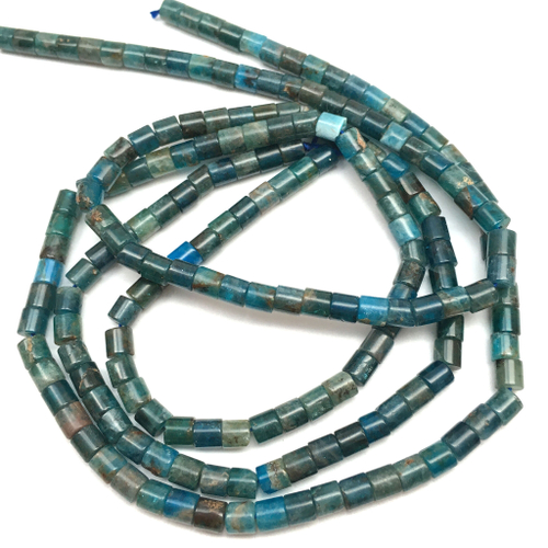 Апатит 4х4 мм, бусины (нить)