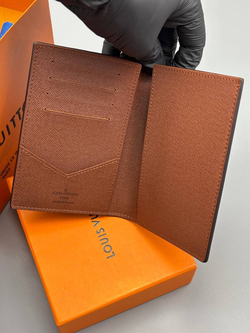 Обложка на паспорт Louis Vuitton