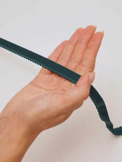 Резинка отделочная изумруд ажурная плотная ширина 12 мм с учетом фестона