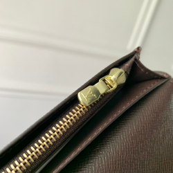 Louis Vuitton Brazza Wallet