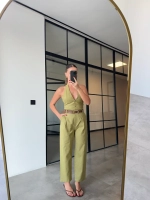 Костюм с жилетом, с открытой спиной