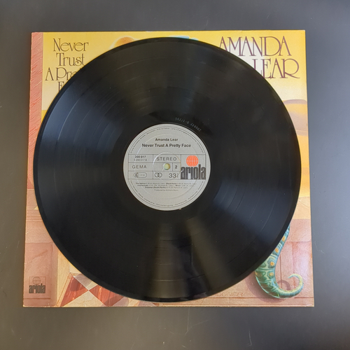LP Amanda Lear – Never Trust A Pretty Face. Виниловая пластинка 12 дюймов. Германия