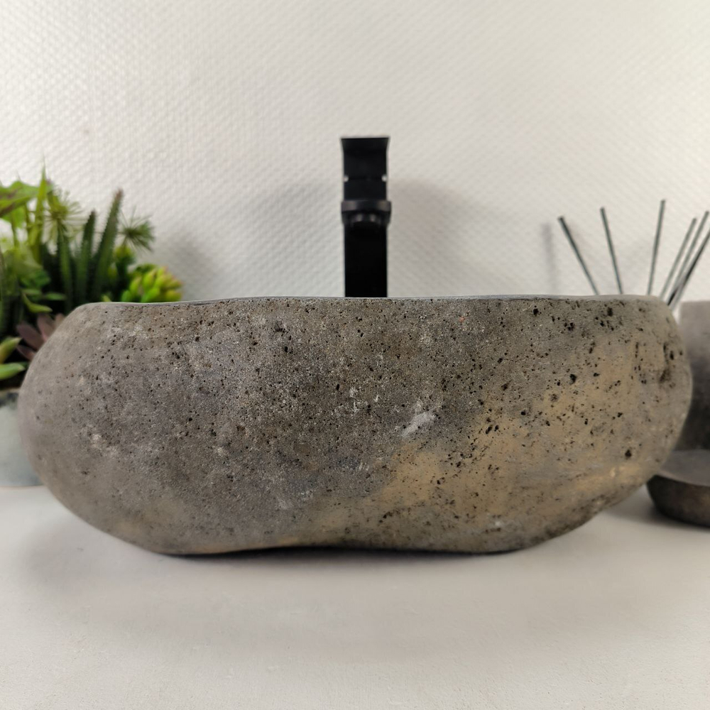 Раковина из речного камня RS-65192 40*36*15 0861