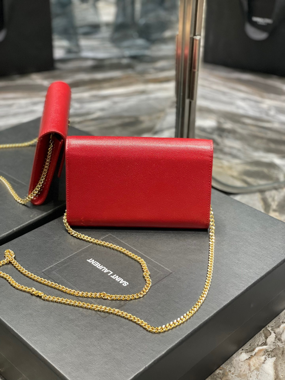 Saint Laurent Uptown Chain Wallet 19 cm