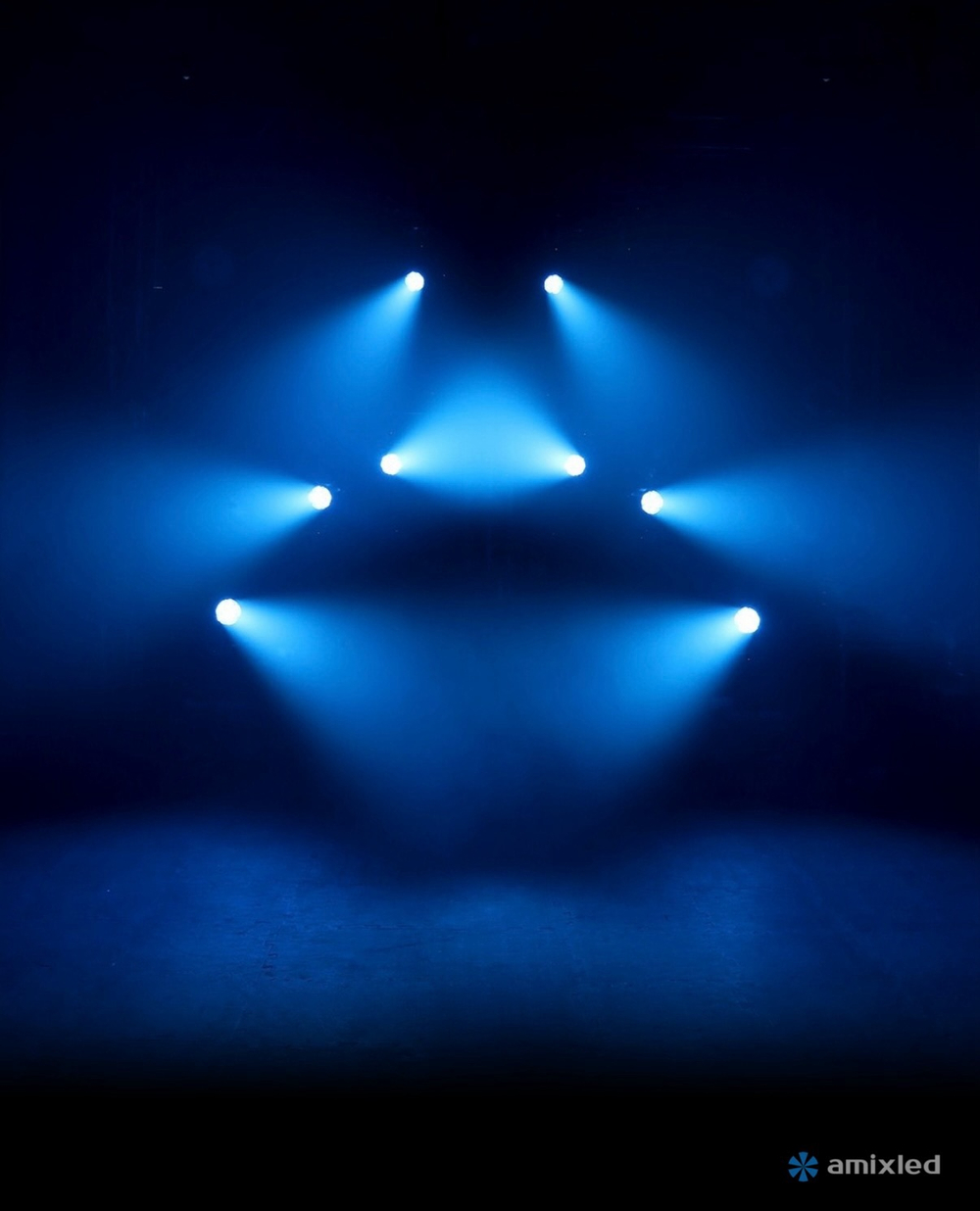 Световой прибор Amixled WASH BEYE 7x40-R