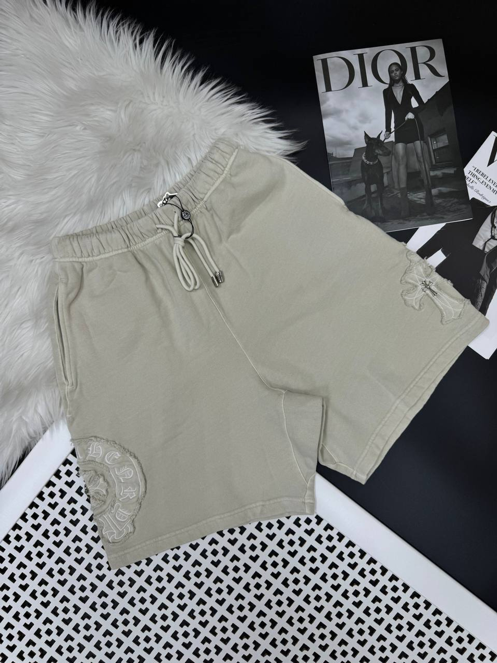 Шорты Chrome Hearts