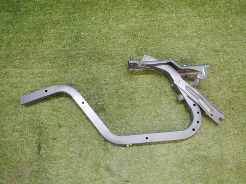 Петля крышки багажника левая Mazda 6 GJ (2012-2018)