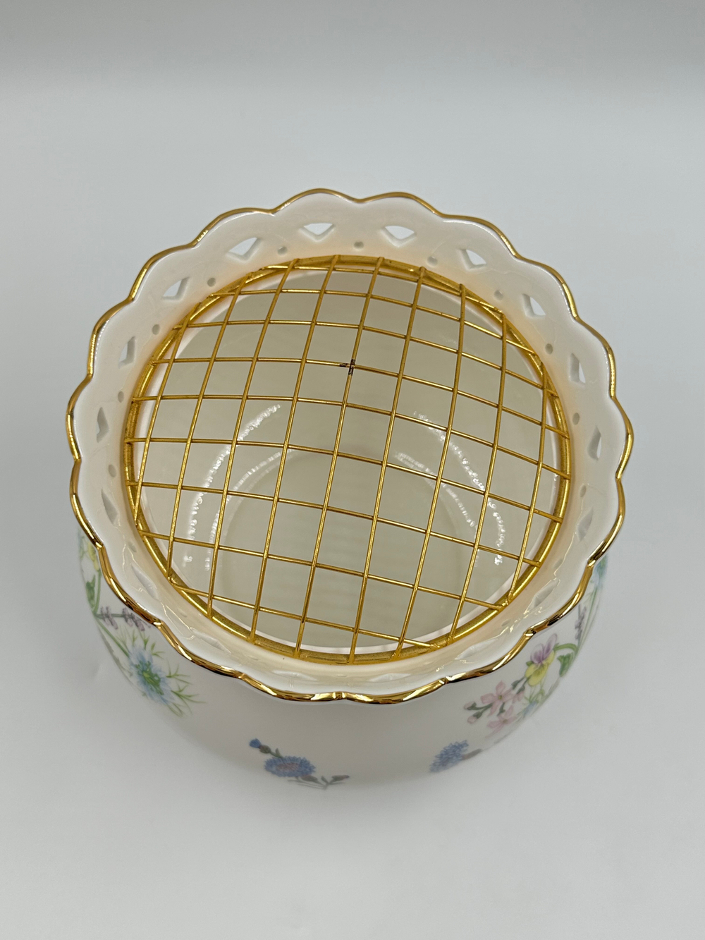 Роузбоул Aynsley