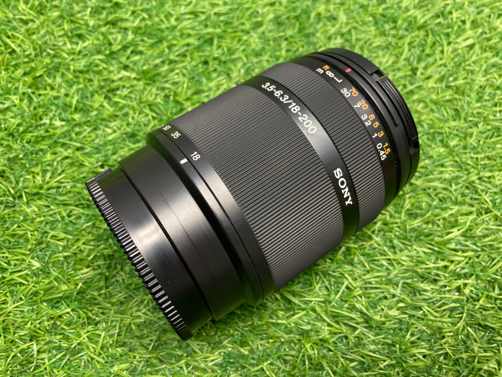 Sony 18-200mm 3.5-6.3 DT