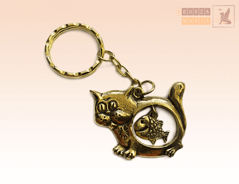 брелок Котик с рыбкой внутри