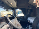 DongFeng GX 4x2 Седельный тягач D111A (Дизельный, 13,5 л, 518 л.с., АТ)