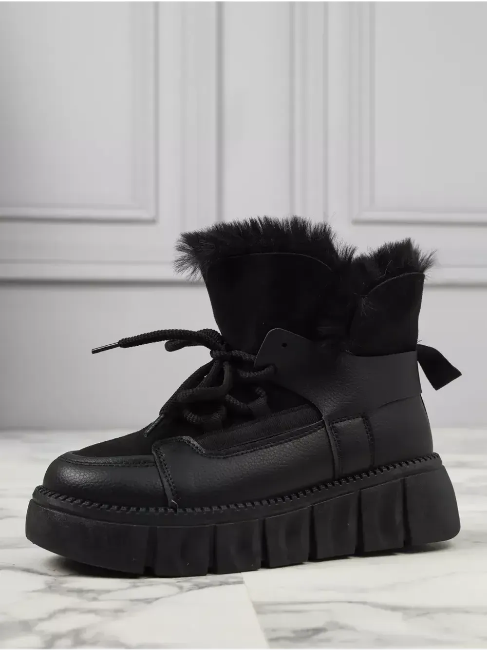 Зимние ботинки натуральный мех на платформе
