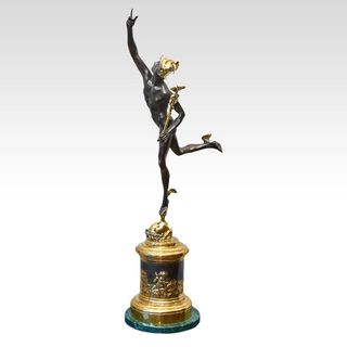 Скульптура "Меркурий" (большой, на камне)