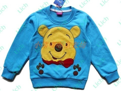 Толстовка детская однотонная с аппликацией Винни Пуха