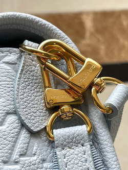 Louis Vuitton Diane