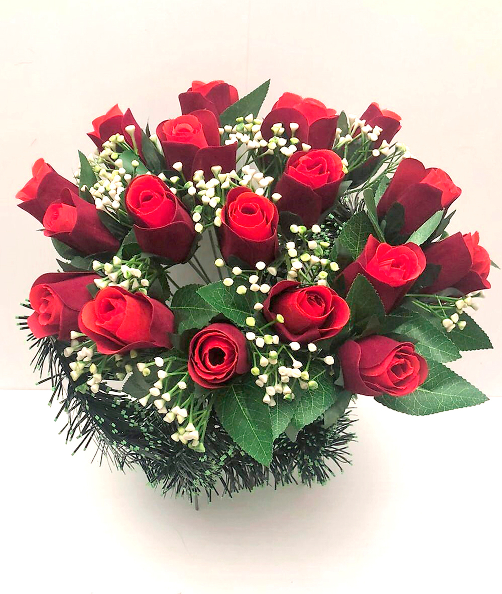 полянка Красные розы