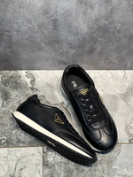 Кроссовки Prada