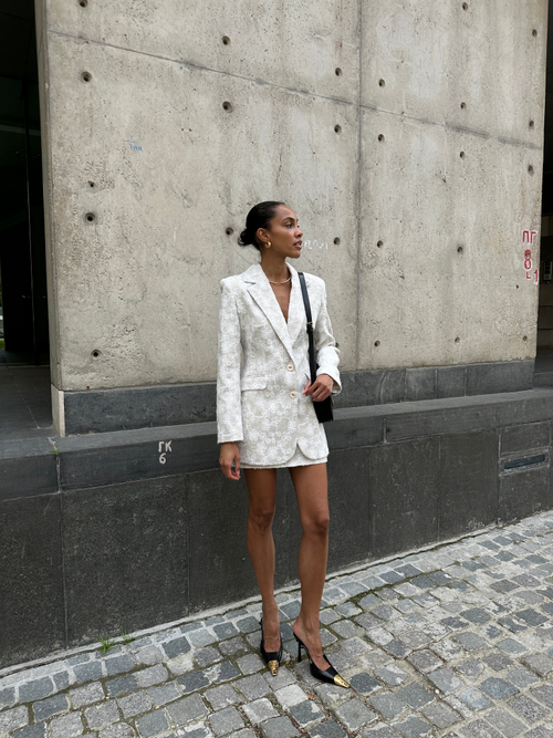 Юбка изо льна мини с вышивкой