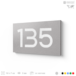 Номер на дверь 135, табличка на дверь для офиса, квартиры, кабинета, аудитории, склада, серый 120х70 мм, Айдентика Технолоджи